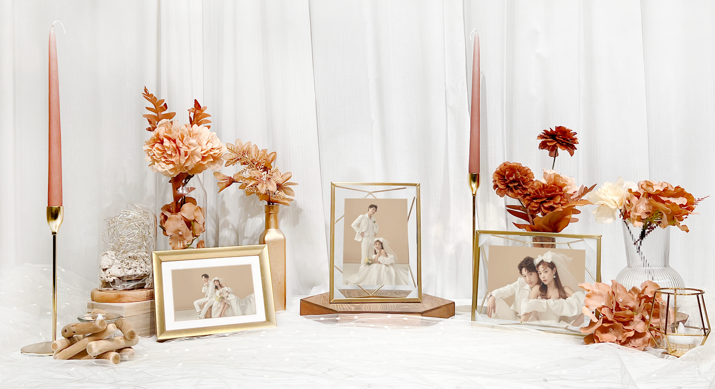 Photo album table layout