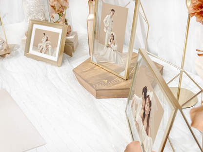 Photo album table layout